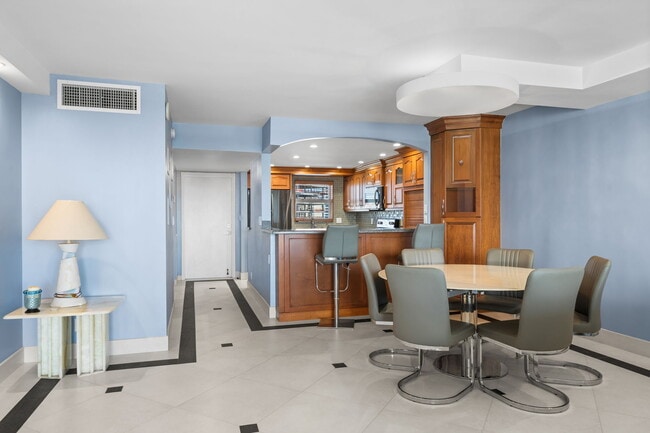 Photo - 511 Bayshore Dr Unit #904