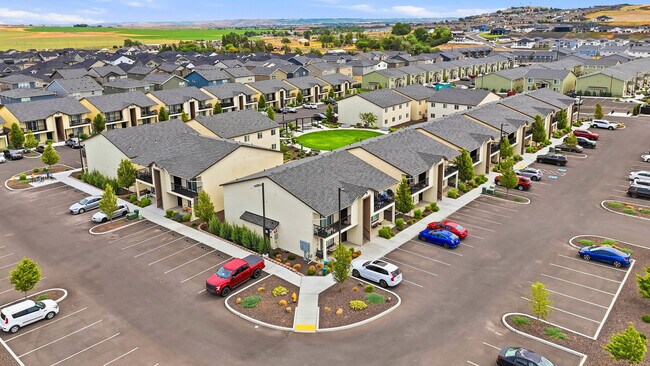 The Flats at West Richland