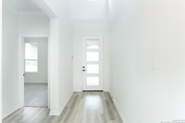 Photo - 5230 Anzueto