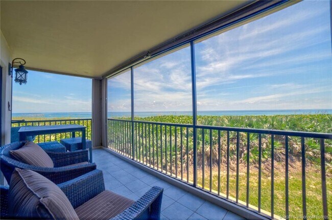 Building Photo - 2491 NE Ocean Blvd Unit 103 Rental