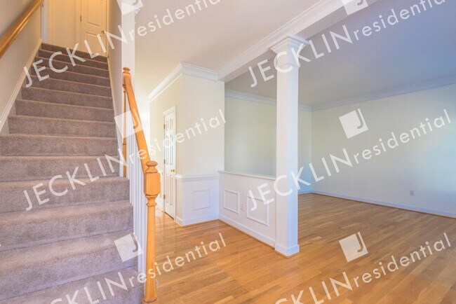 Photo - 10653 Anna Marie Dr