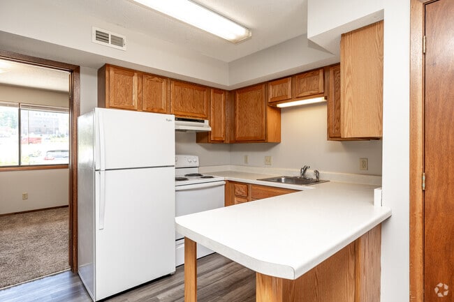 Interior Photo - Residences on College Hill Rental