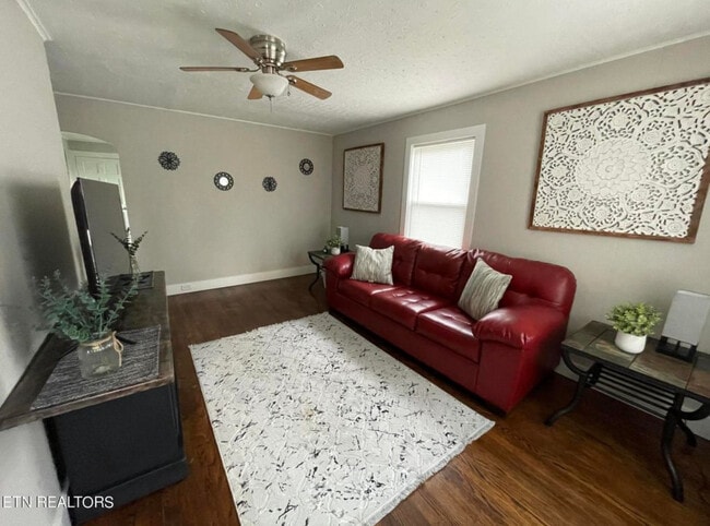 Photo - 2219 Atchley St