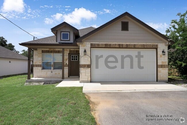 Building Photo - 156 Remington Rd Rental