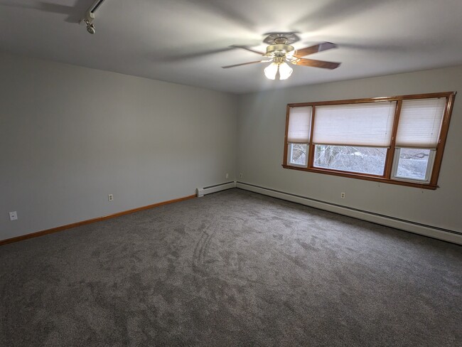 Building Photo - 4 Pinecrest Ave Unit 4 Rental
