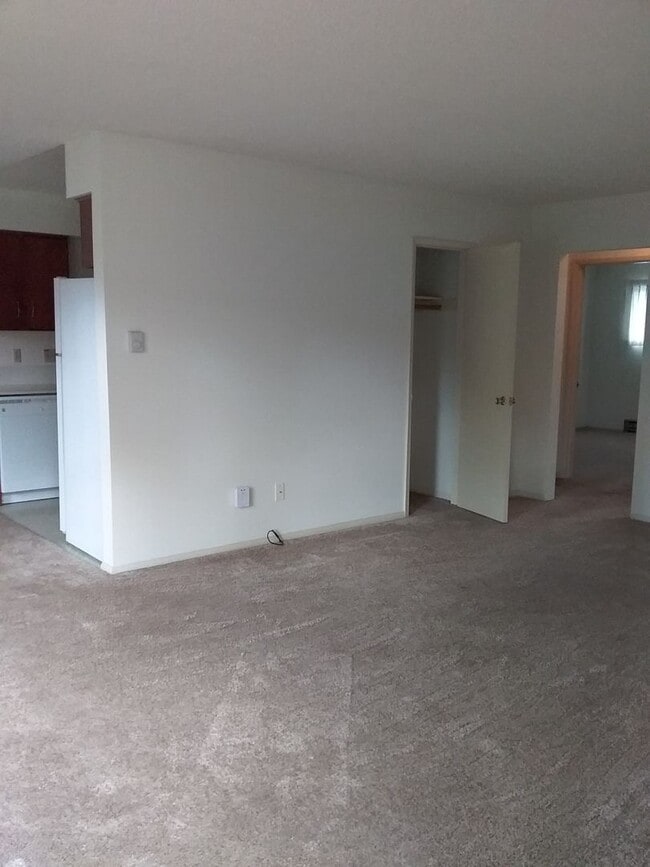 Photo - lev107 Unit 115