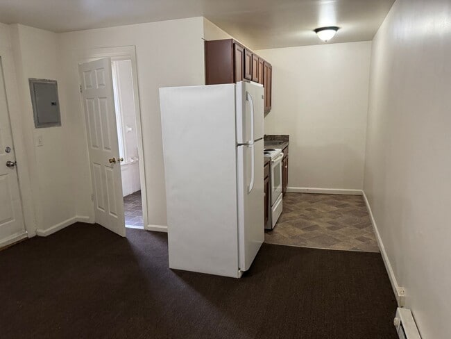 Photo - 929 W Gordon St Unit 2