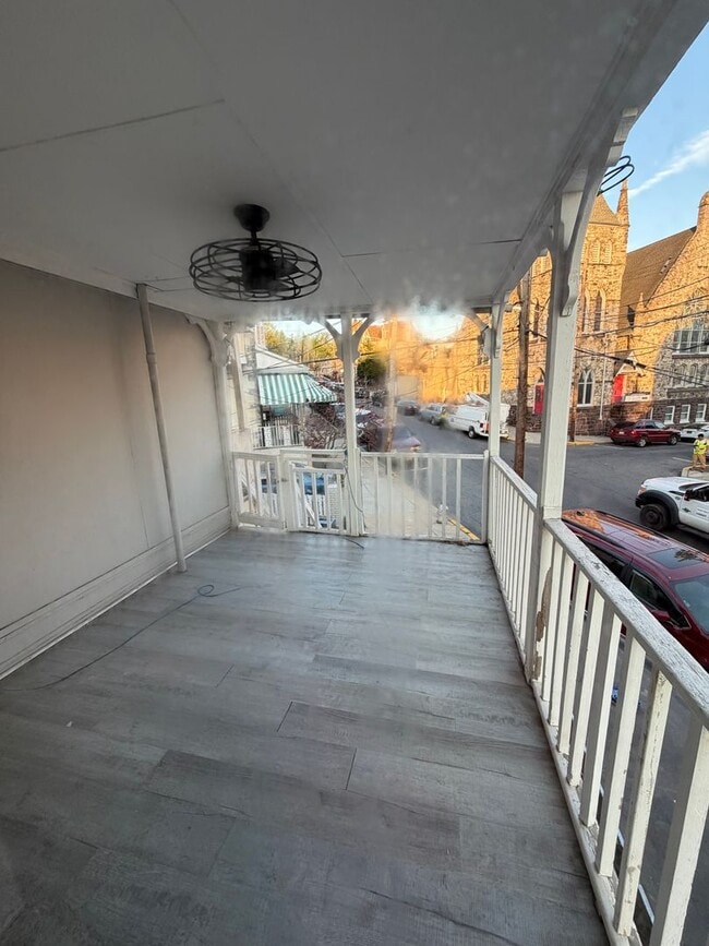 Photo - 253 S 13th St Unidad 2nd Floor