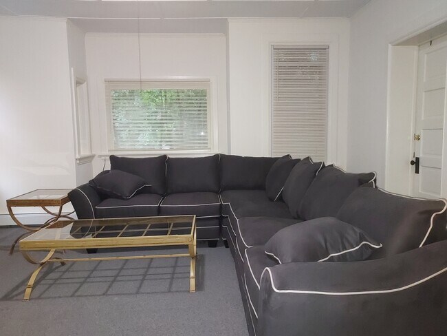 Photo - 125 Highland Pl