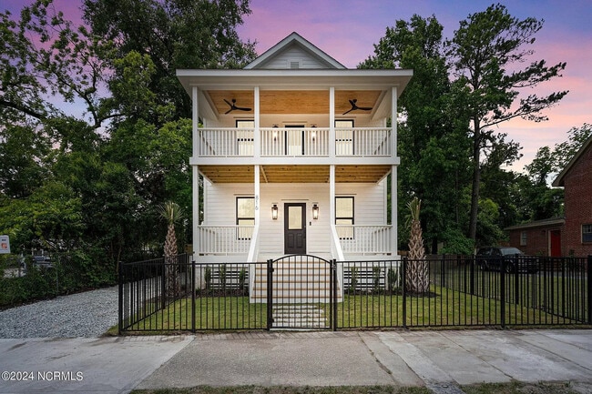 Photo - 816 Rankin St