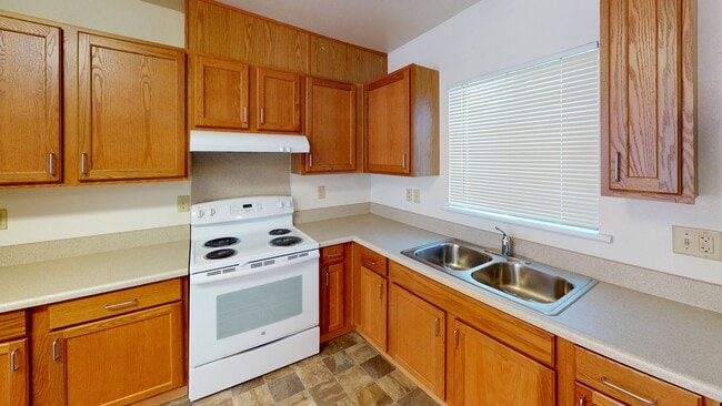 Photo - Heather Commons