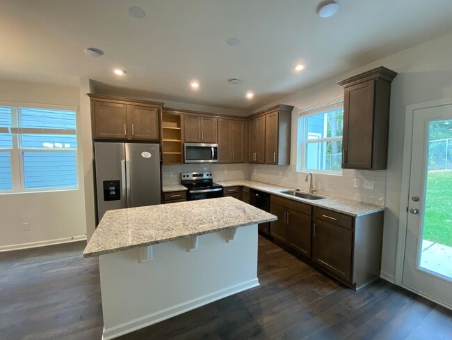 Photo - Brand New End Unit in Tulip Hills