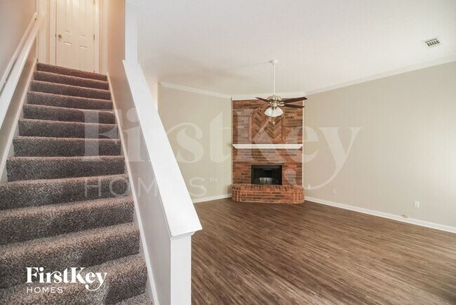 Photo - 3190 Clubview Cove N