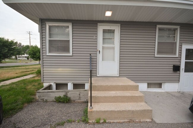 Photo - 619 2nd St NW Unit # 2