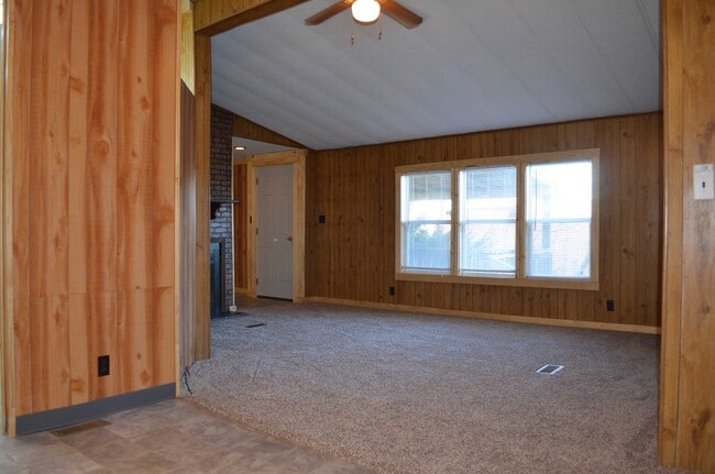 Photo - 17609 Truetown Rd
