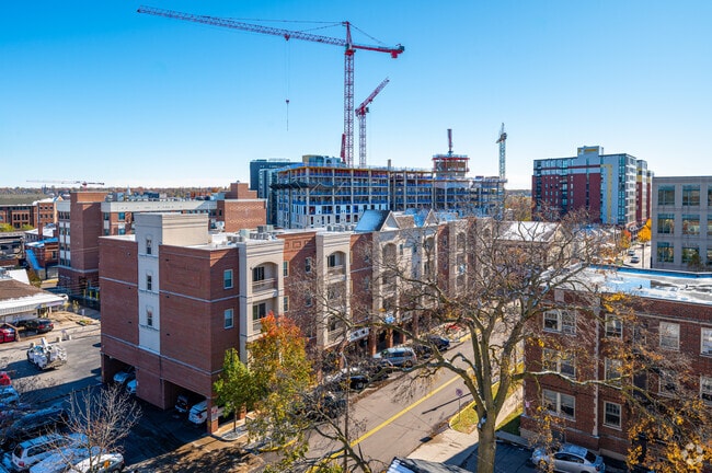State Street Commons