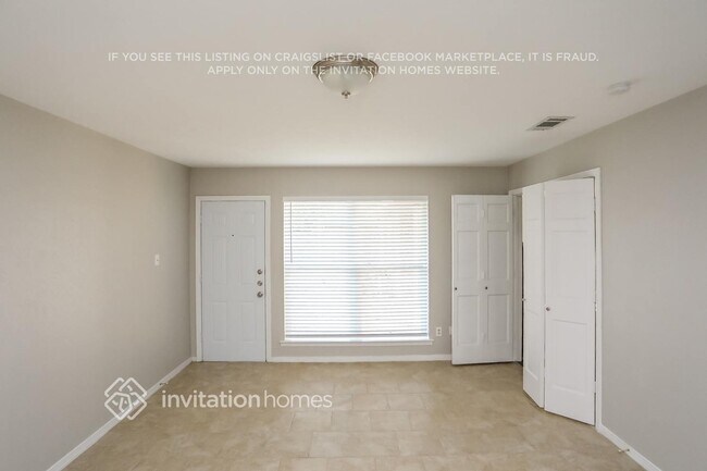 Photo - 1706 Surrey Ct