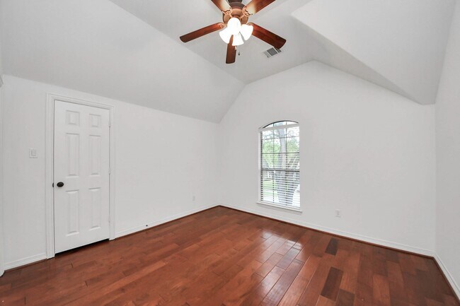 Photo - 1807 Ravenel Ln