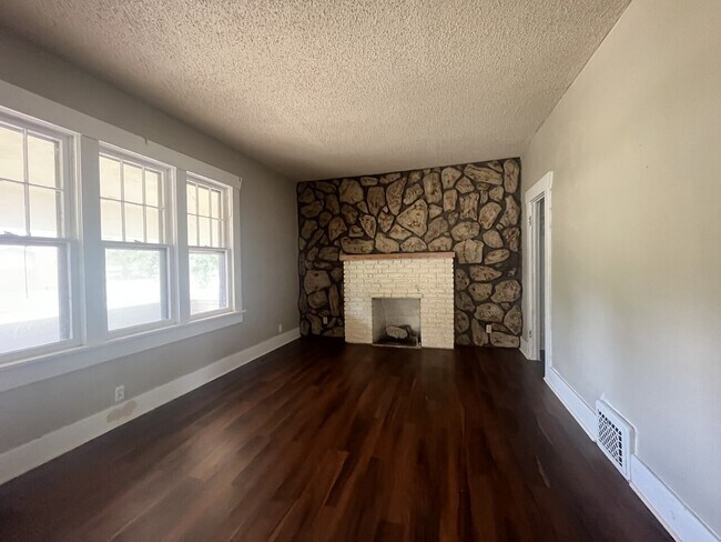 Photo - 417 N Anthony Ave