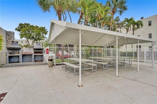 Photo - 20441 NE 30th Ave