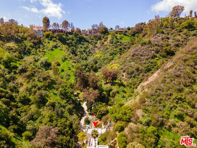 Photo - 1001 N Beverly Glen Blvd