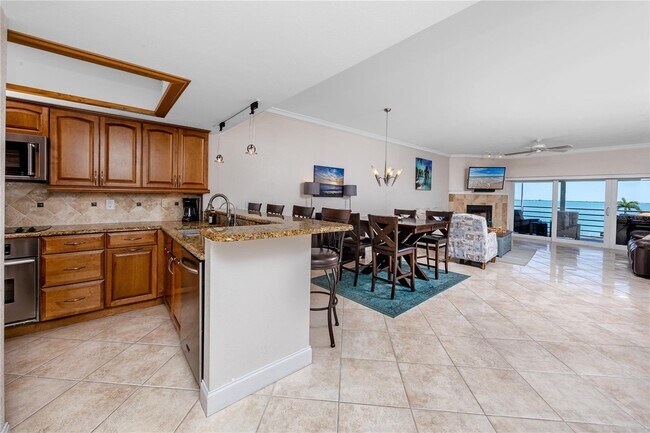 363 Pinellas Bayway S