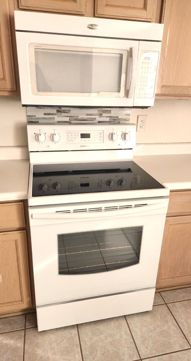 Photo - SPACIOUS NORTH PHOENIX RENTAL WITH LOFT AND RATE 3-CAR GARAGE