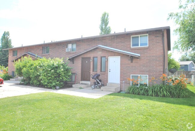 Building Photo - 227 Bridger Drive #D Rental