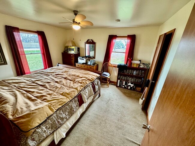 Photo - 50W 353 Old State Rd