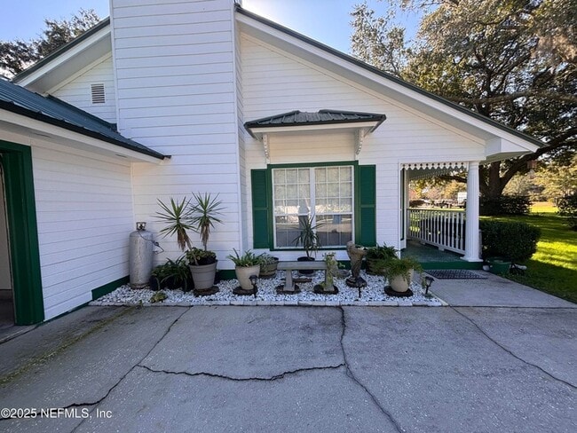 Photo - 15813 Butch Baine Dr