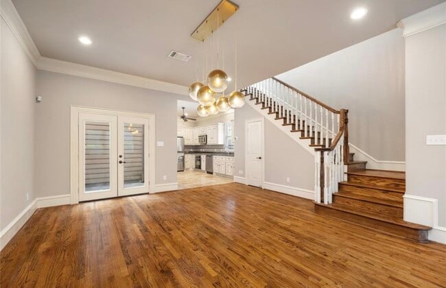 Photo - 5545 Cornish St