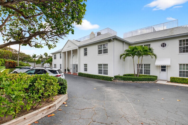 Photo - 817 N Ocean Blvd Unit 17