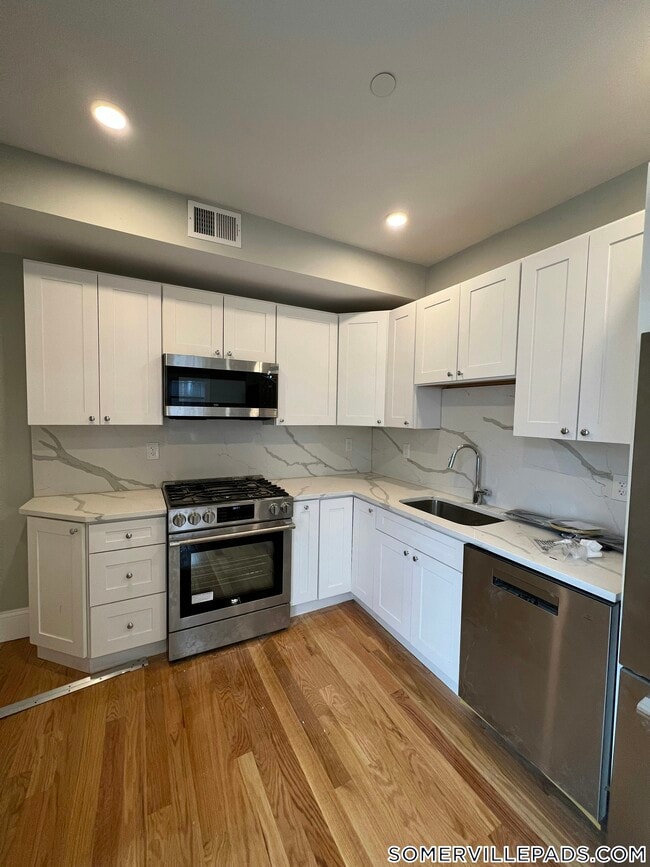 Photo - 73 Pearl St Unit 2