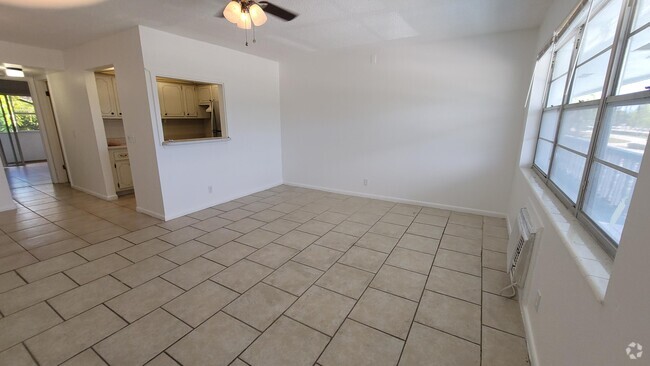 Building Photo - 368 Camden P Rental