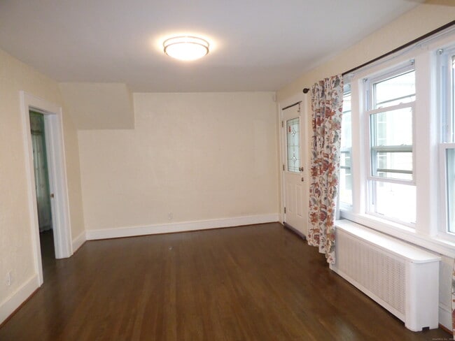 Photo - 1387 Norman St