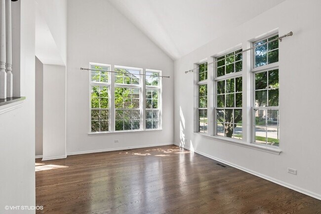 Photo - 1851 Olympic Dr