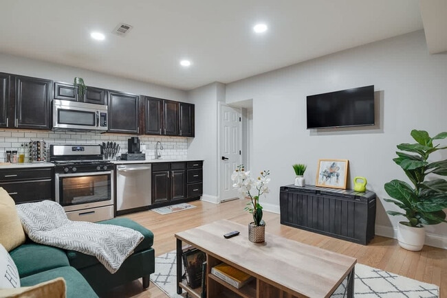 Photo - 1255 Raum St NE Unidad ID1388283P