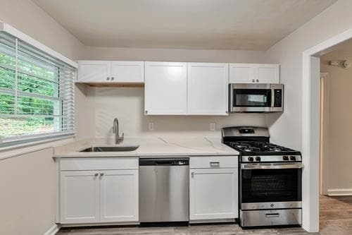 Photo - 551 Wimbledon Rd NE