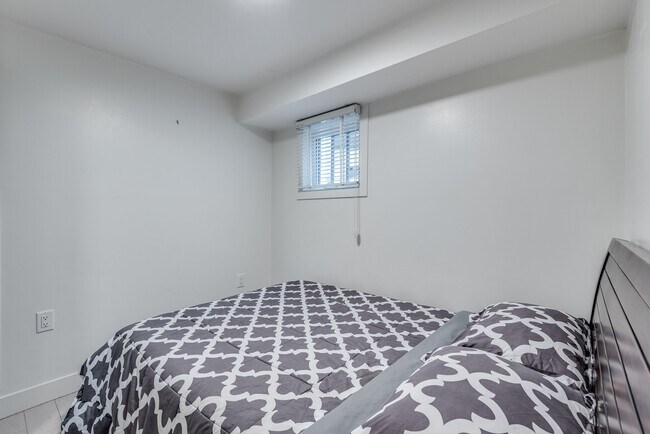 Photo - 1425 Haro St Unit 003