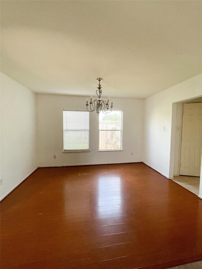 Photo - 11737 Logan Ridge Dr
