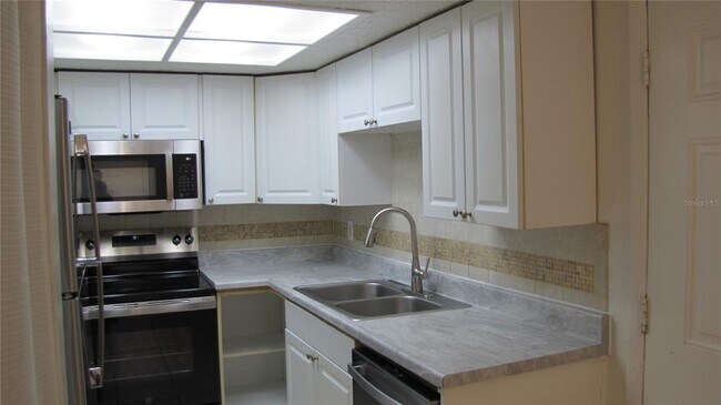 Photo - 3405 N 51st St