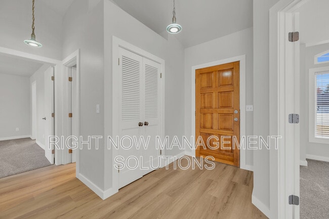 Photo - 5651 S Nasturtium Pl