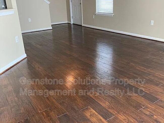 Photo - 2015 Lavender Ct