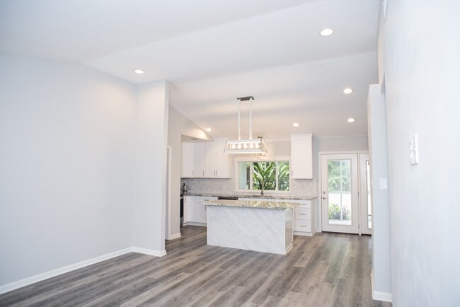 Photo - 109 Walnut St