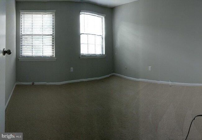 Photo - 406B Willow Turn