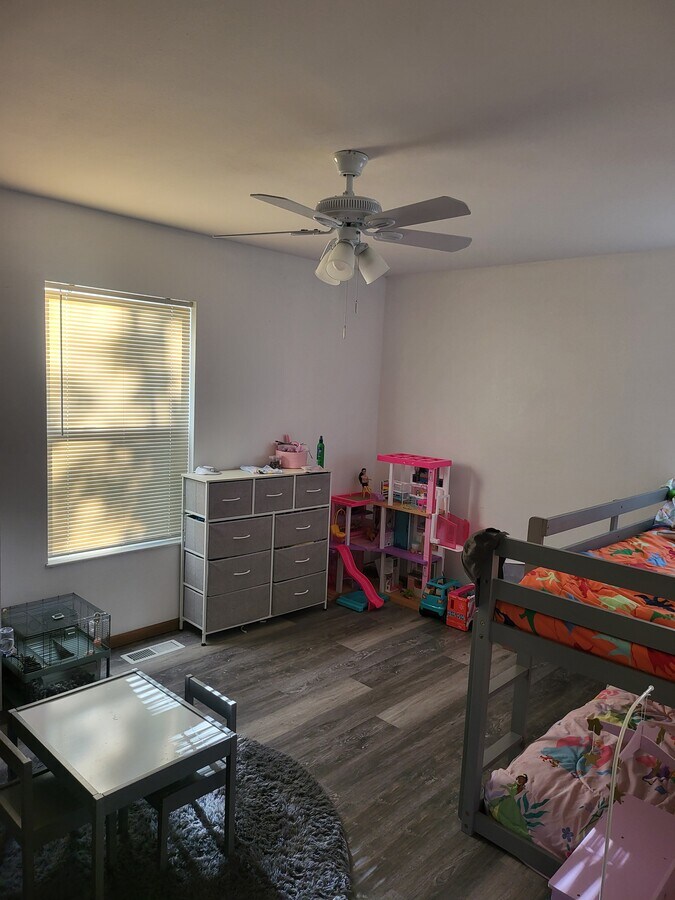Photo - 515 S Mulberry St Apartment Unit 515 South Mulbreey