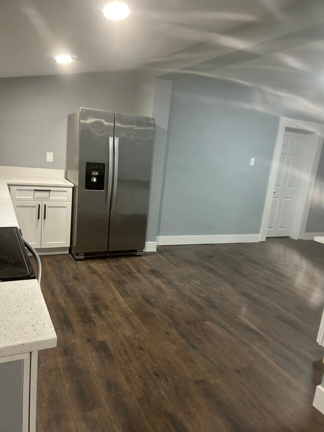 Photo - 413 E Kentucky Ave