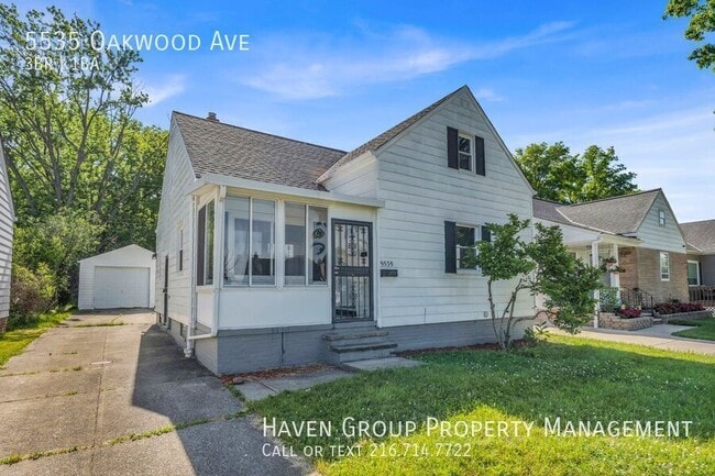 Photo - 5535 Oakwood Ave