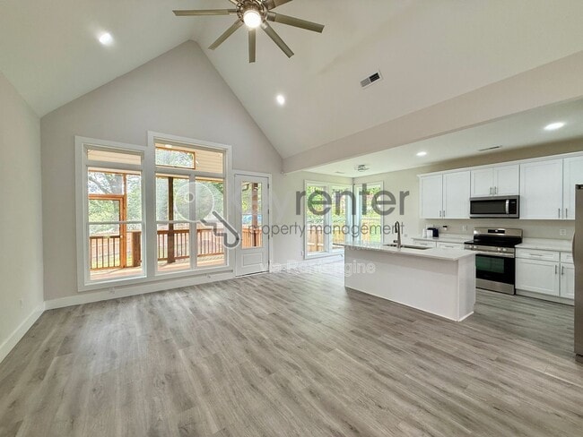 Photo - 732 Belle Vista Ave