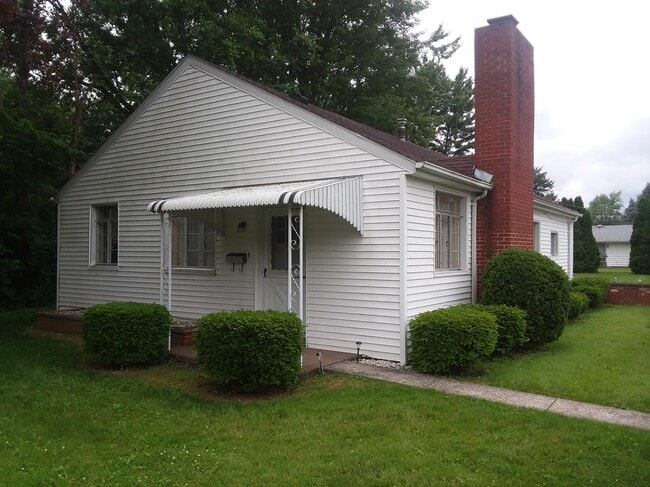 200 Warrington - Frente - 200 Warrington Ave Casa